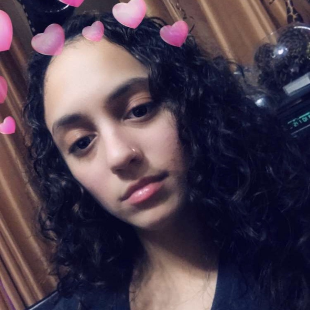 Meet your Posher, Kayla